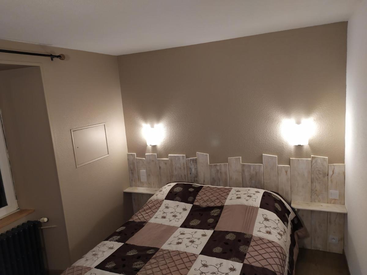 "Le Relais De Modestine" Chambres Et Table D'Hotes Chasserades ภายนอก รูปภาพ