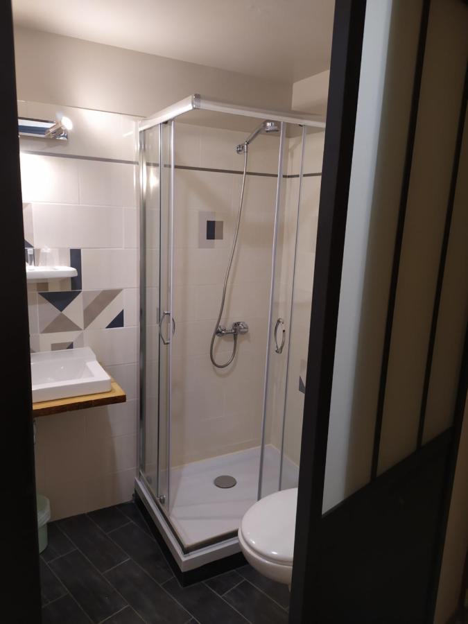 "Le Relais De Modestine" Chambres Et Table D'Hotes Chasserades ภายนอก รูปภาพ