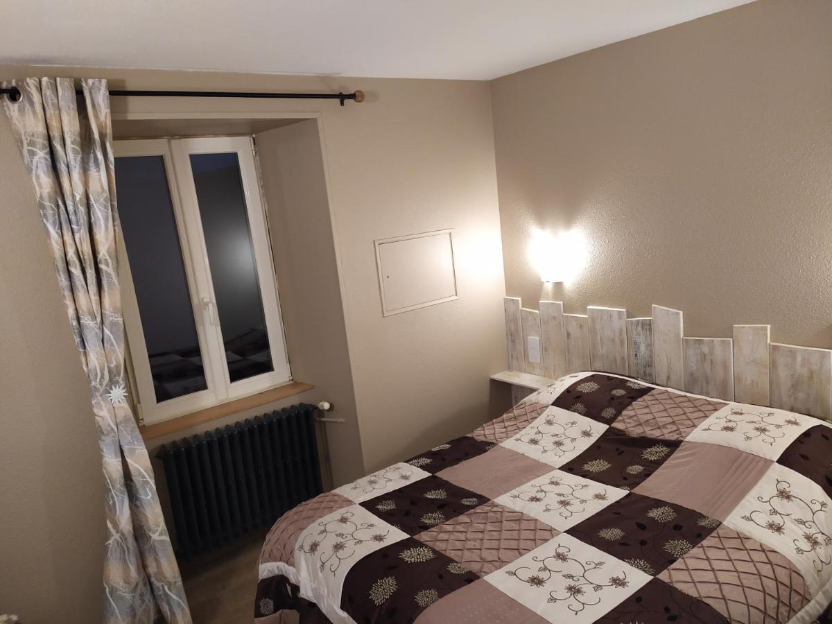 "Le Relais De Modestine" Chambres Et Table D'Hotes Chasserades ภายนอก รูปภาพ