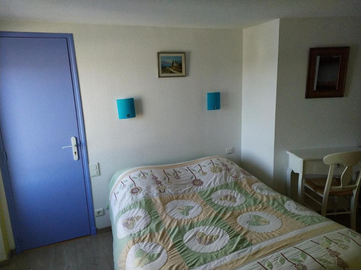 "Le Relais De Modestine" Chambres Et Table D'Hotes Chasserades ภายนอก รูปภาพ