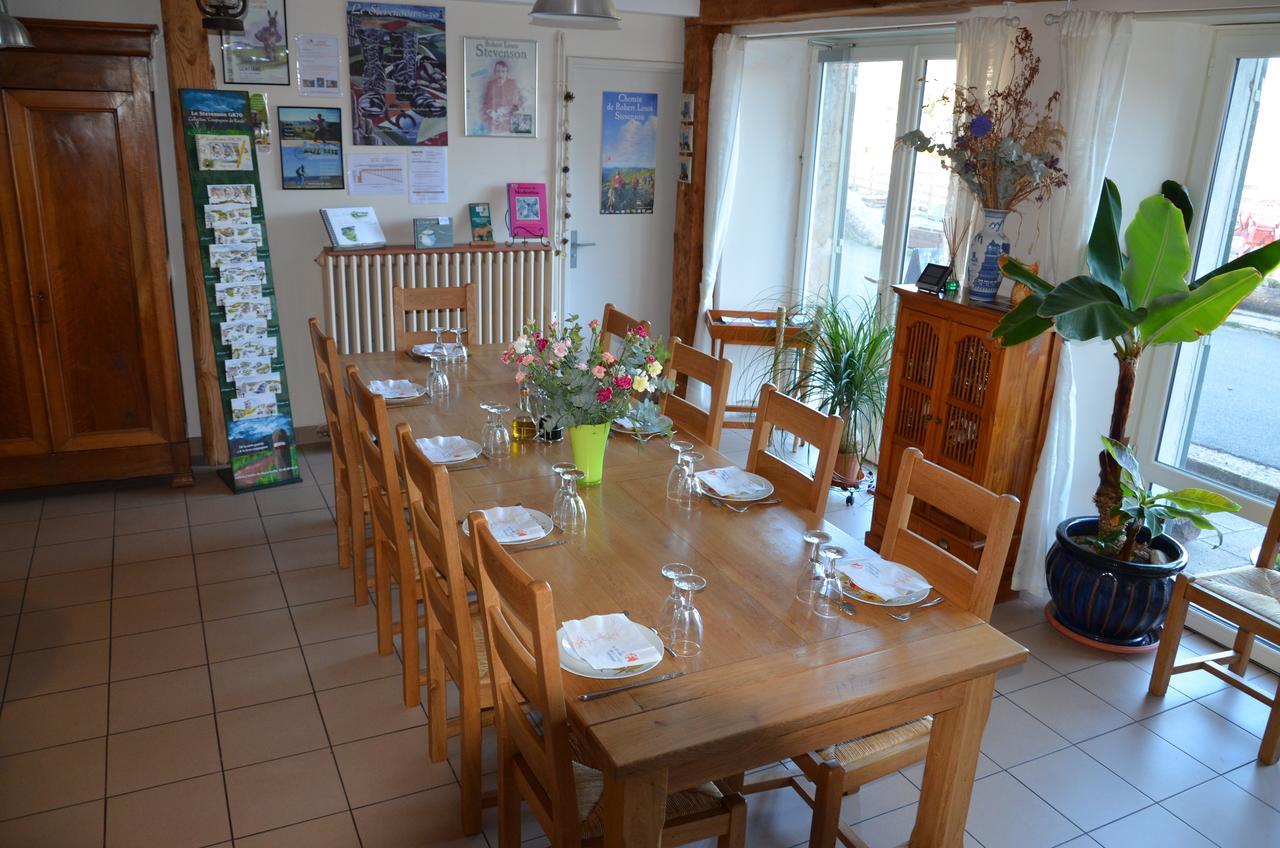 "Le Relais De Modestine" Chambres Et Table D'Hotes Chasserades ภายนอก รูปภาพ
