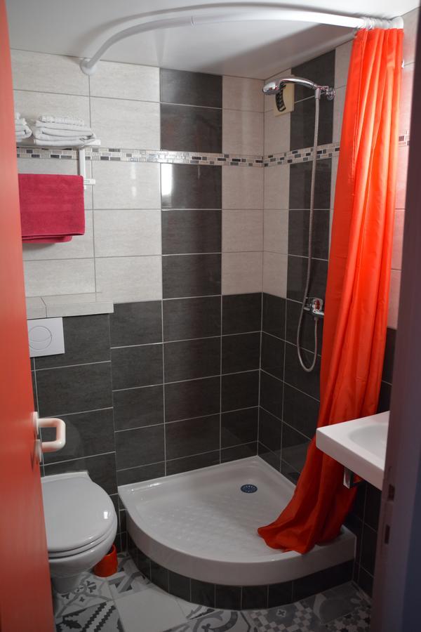 "Le Relais De Modestine" Chambres Et Table D'Hotes Chasserades ภายนอก รูปภาพ