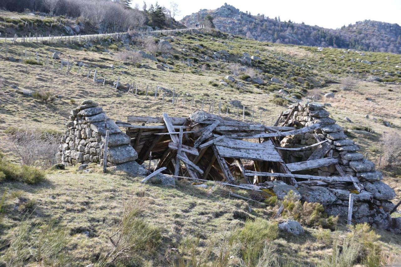 "Le Relais De Modestine" Chambres Et Table D'Hotes Chasserades ภายนอก รูปภาพ