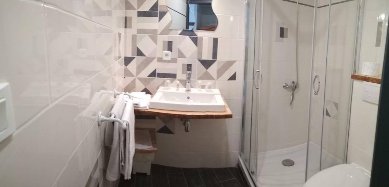 "Le Relais De Modestine" Chambres Et Table D'Hotes Chasserades ภายนอก รูปภาพ